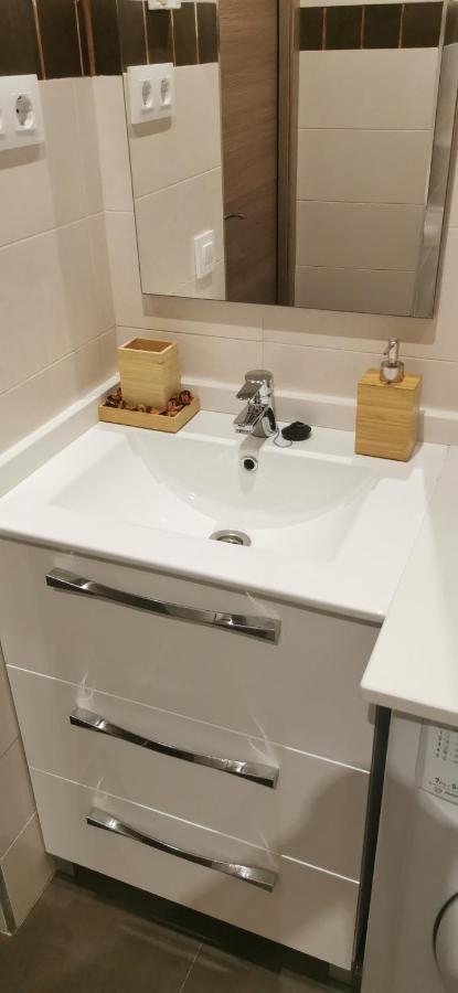 Madrid Piruli Home- Cozy Apartment With Nice Patio Екстериор снимка